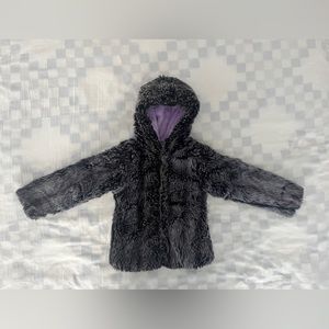 Faux fur coat in purple for 6 years old girl